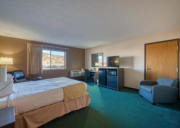 Super 8 By Wyndham Sturgis
