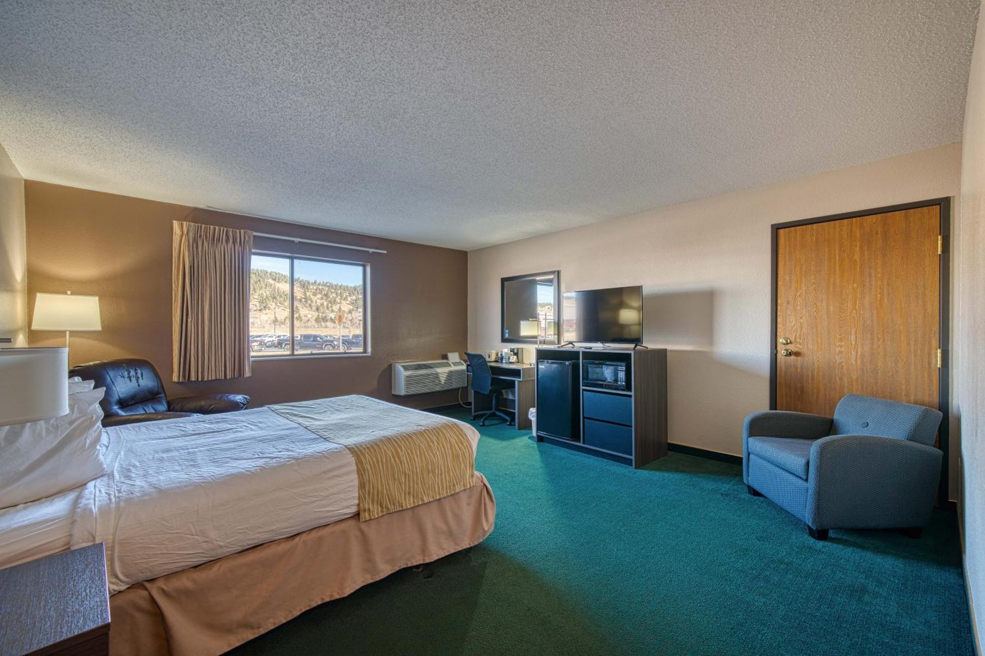 Hotel Super 8 By Wyndham 2*